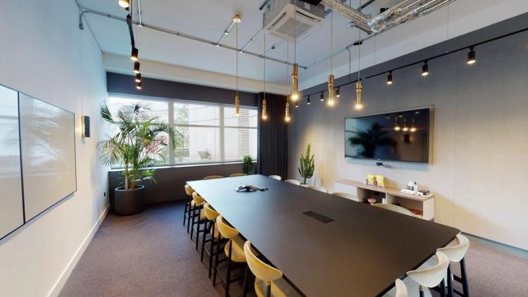 featured meeting room of Orion House - for mobile display