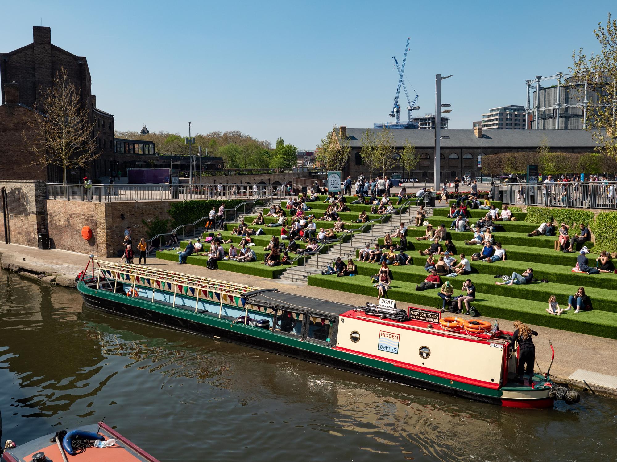 Kings Cross 6pm images